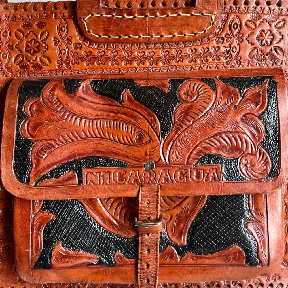 Vintage Hand Tooled Leather Crossbody Satchel Bag Black and Brown - Picture 3 of 8